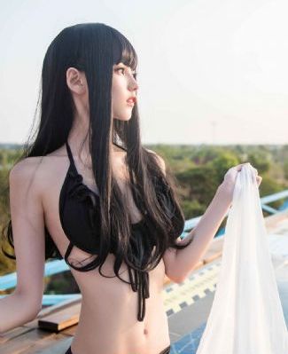 女教师深夜遭男子颤抖_日本电影在线